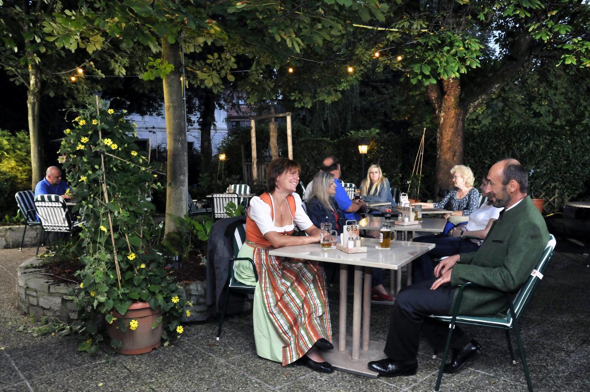 Gasthof Braeuwirt Bergheim Exterior photo