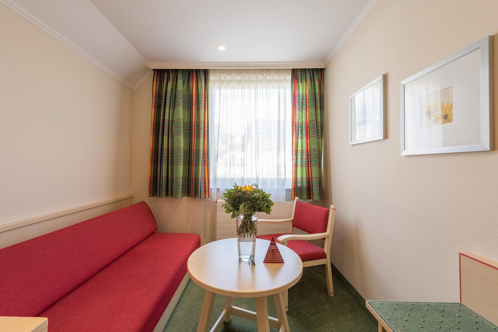 Gasthof Braeuwirt Bergheim Room photo