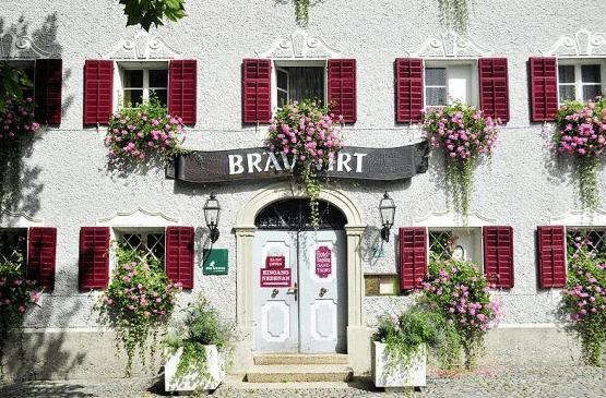 Gasthof Braeuwirt Bergheim Exterior photo